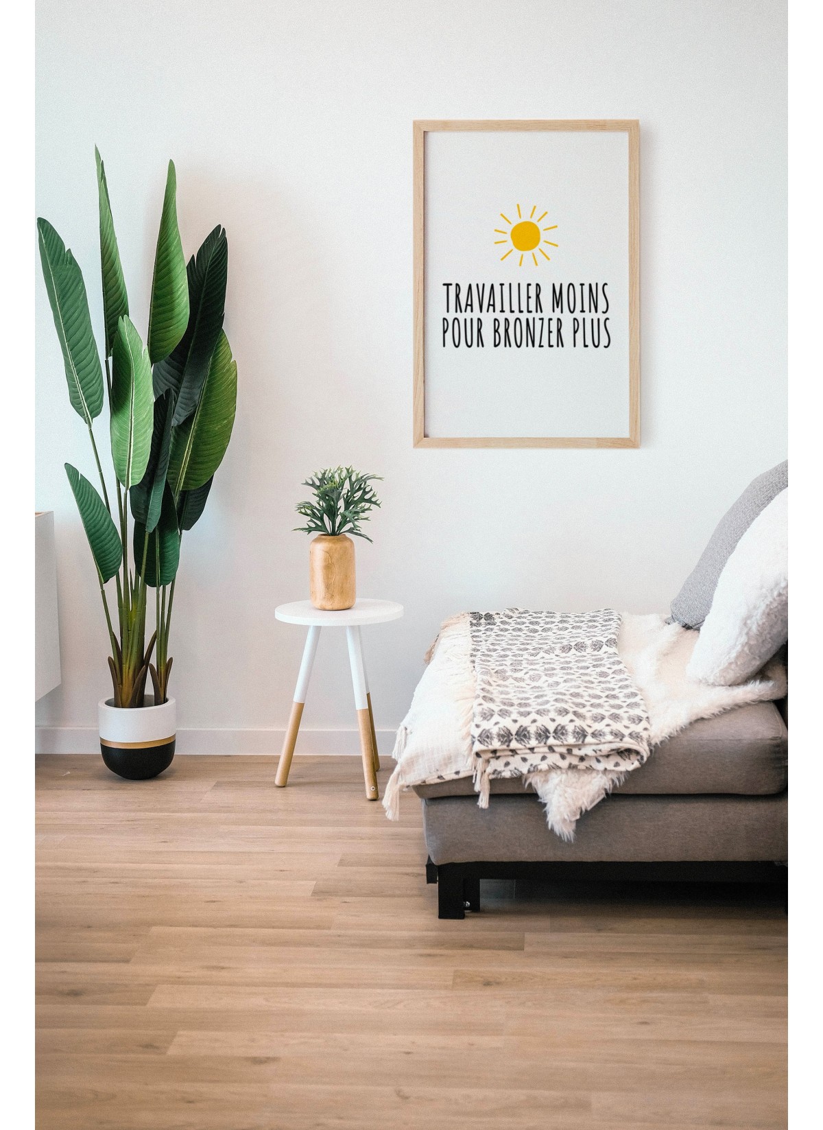 Affiche "Travailler moins pour bronzer plus"