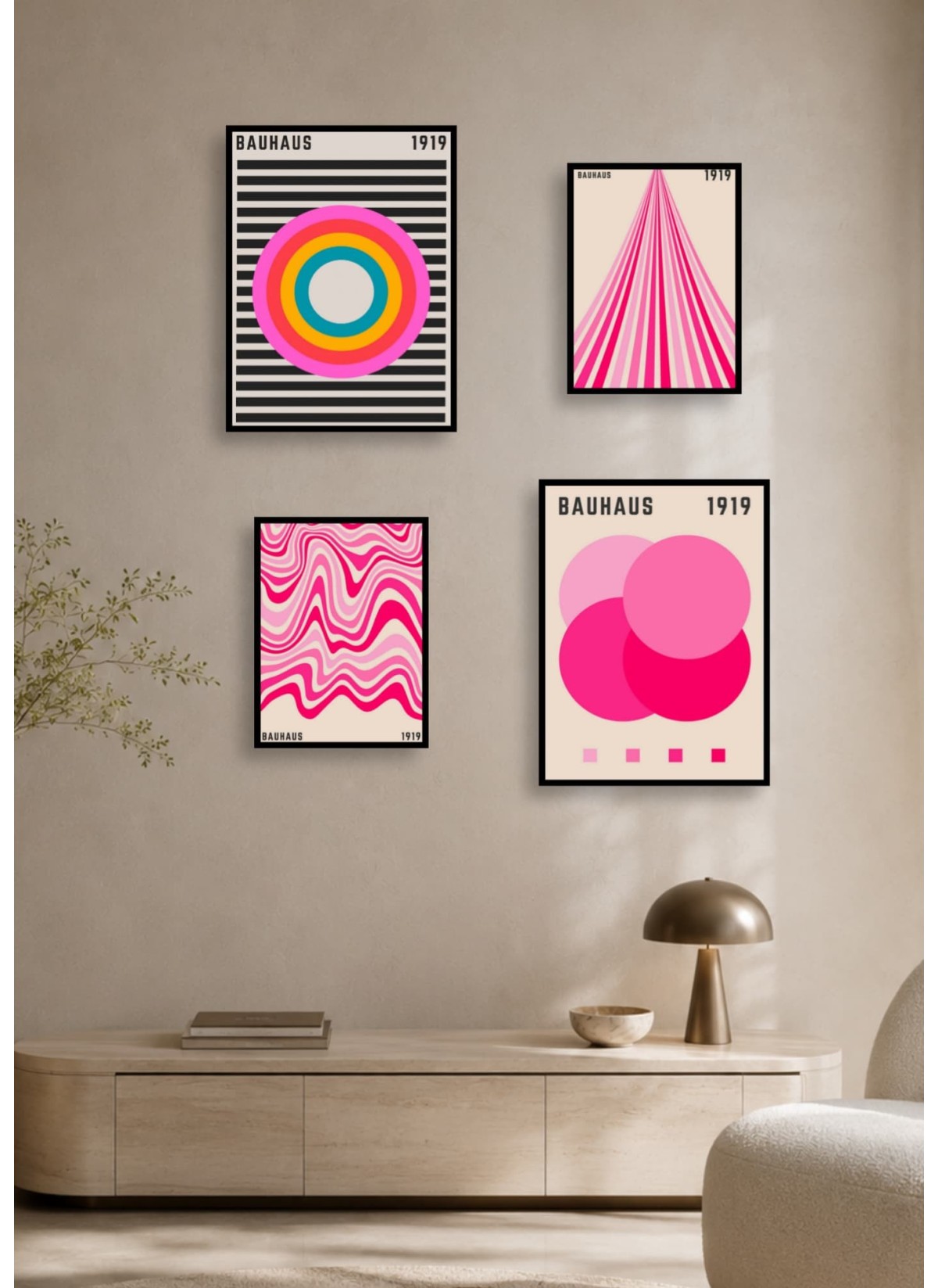 Pack d’affiches encadrées – Bauhaus : 4 affiches et cadres noirs | L’Afficherie