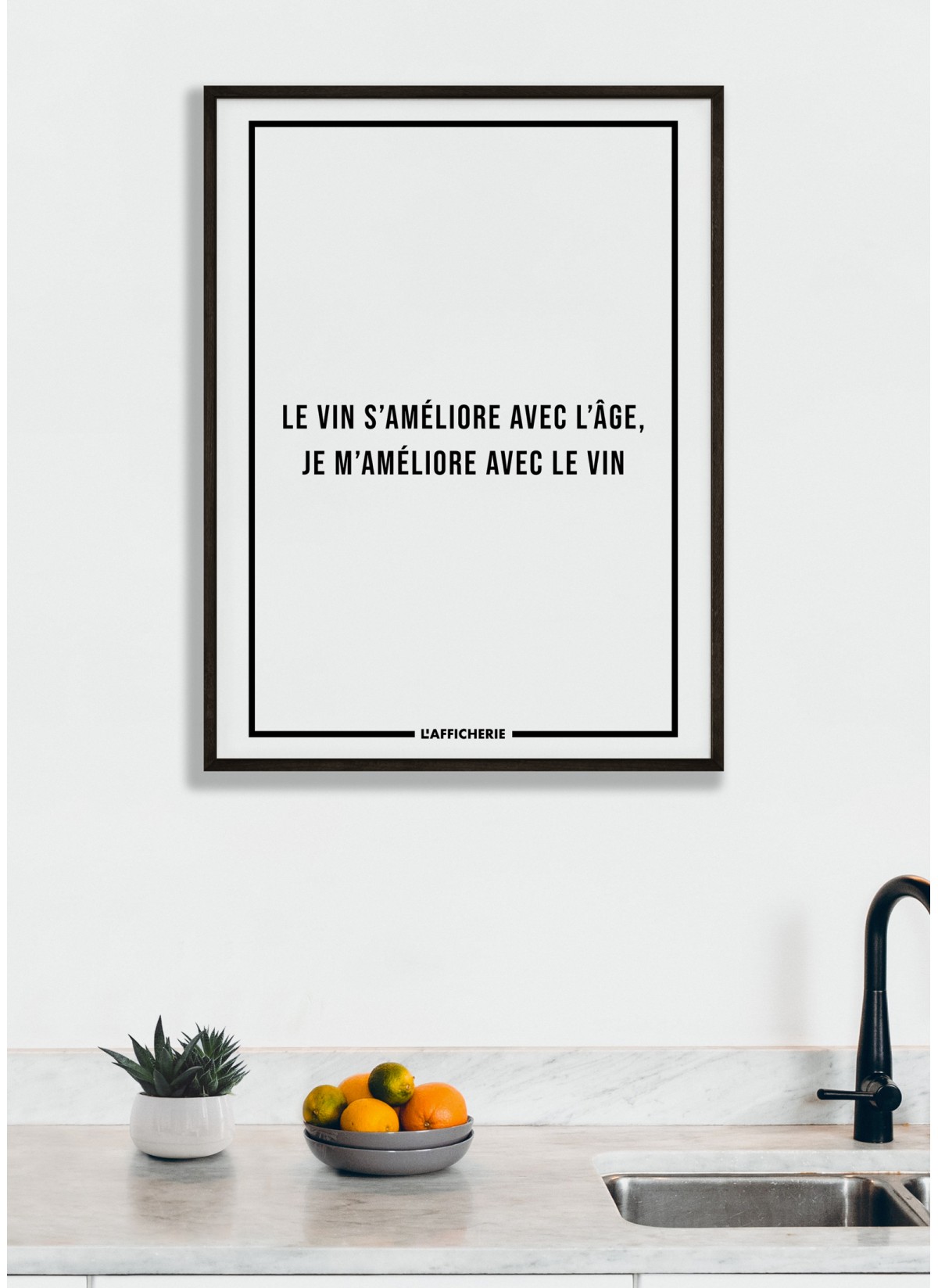 Affiche "Le vin s'améliore avec l'âge..."